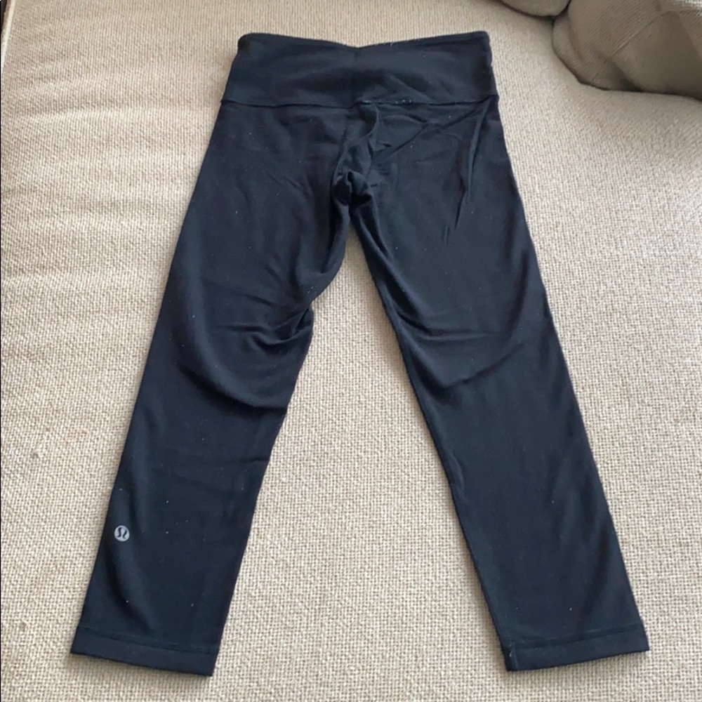 Lululemon cropped wunder under leggings - Picture 3 of 3
